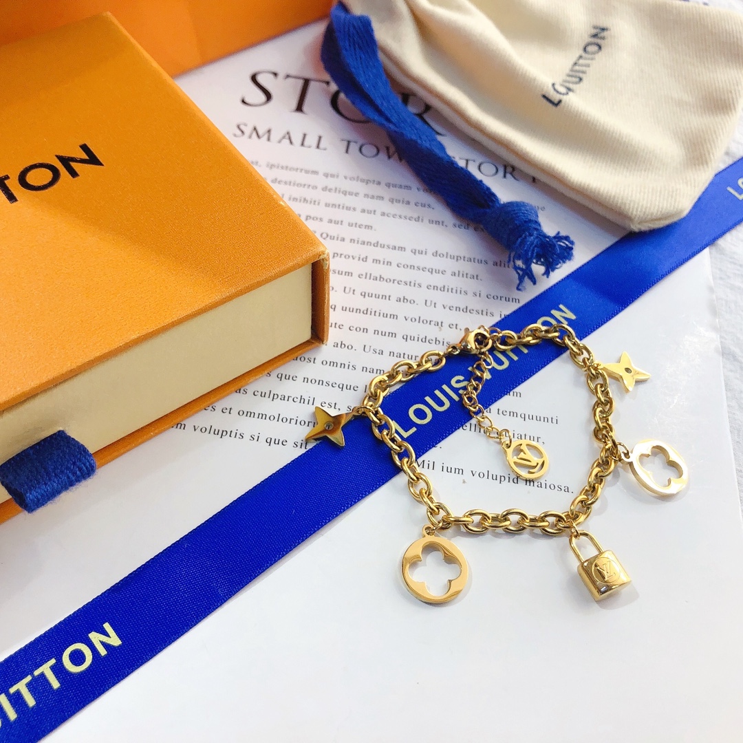 Replica LOUIS VUITTON Bracelet