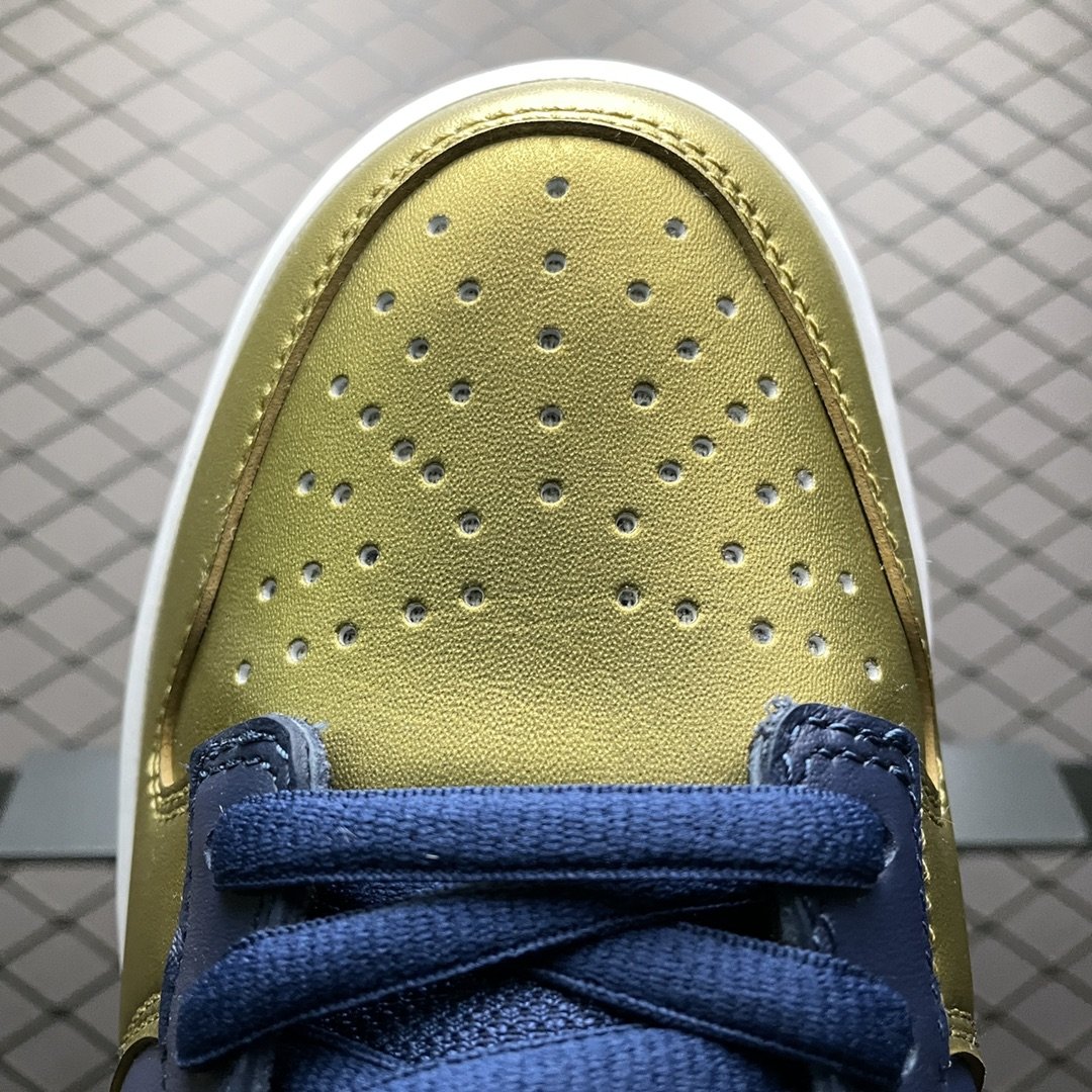 Replica Nike Dunk SB Shoe Supreme X Nike SB Dunk Low CK3480-700 40-45