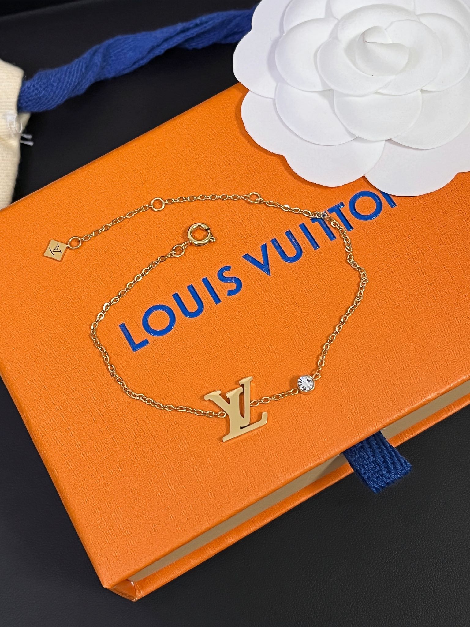 Replica LOUIS VUITTON Bracelet