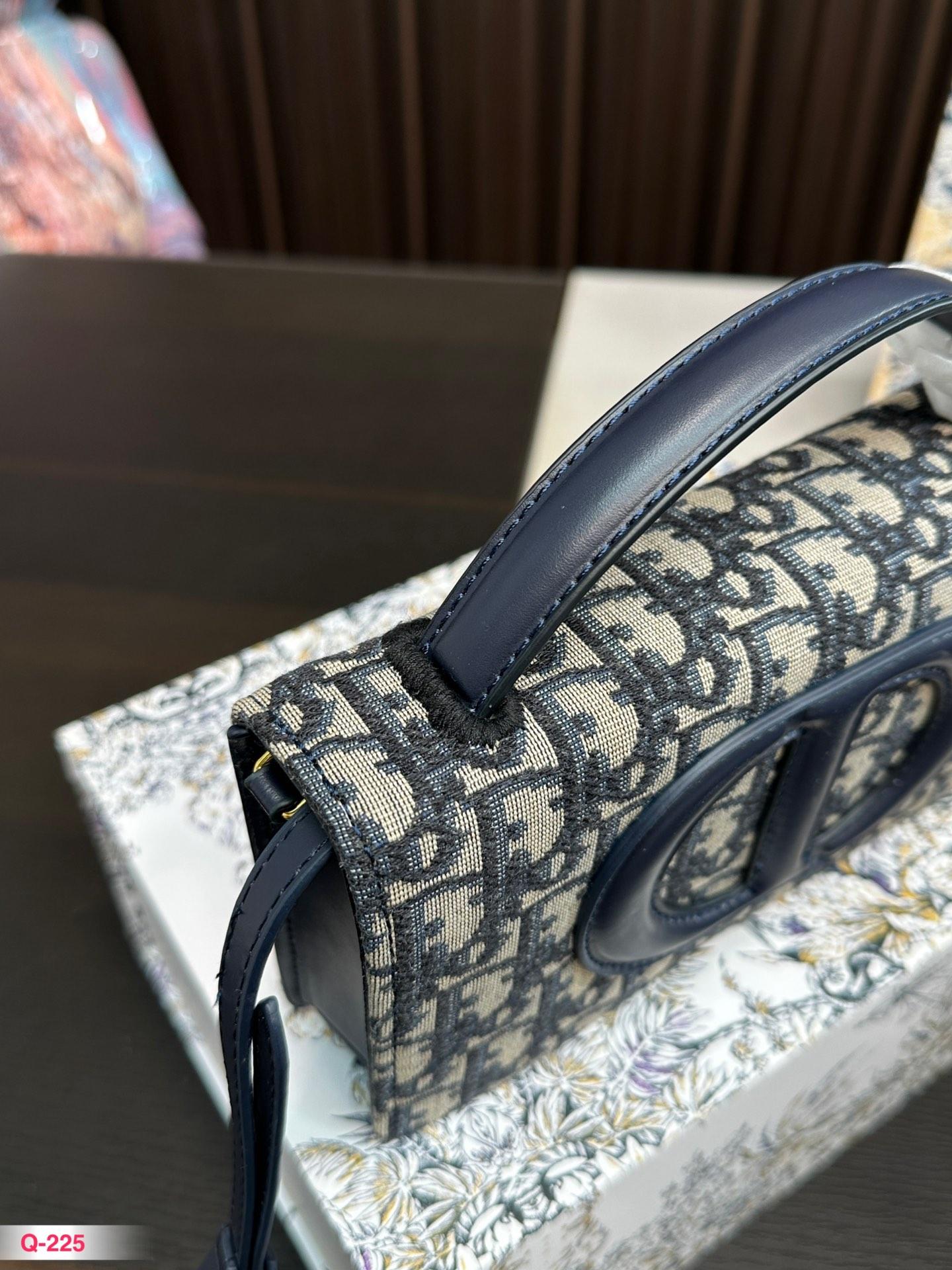 Replica Dior Bag 11*21CM