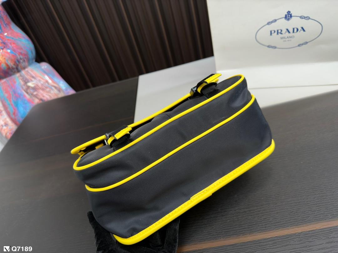 Replica Prada Bag 22*25CM