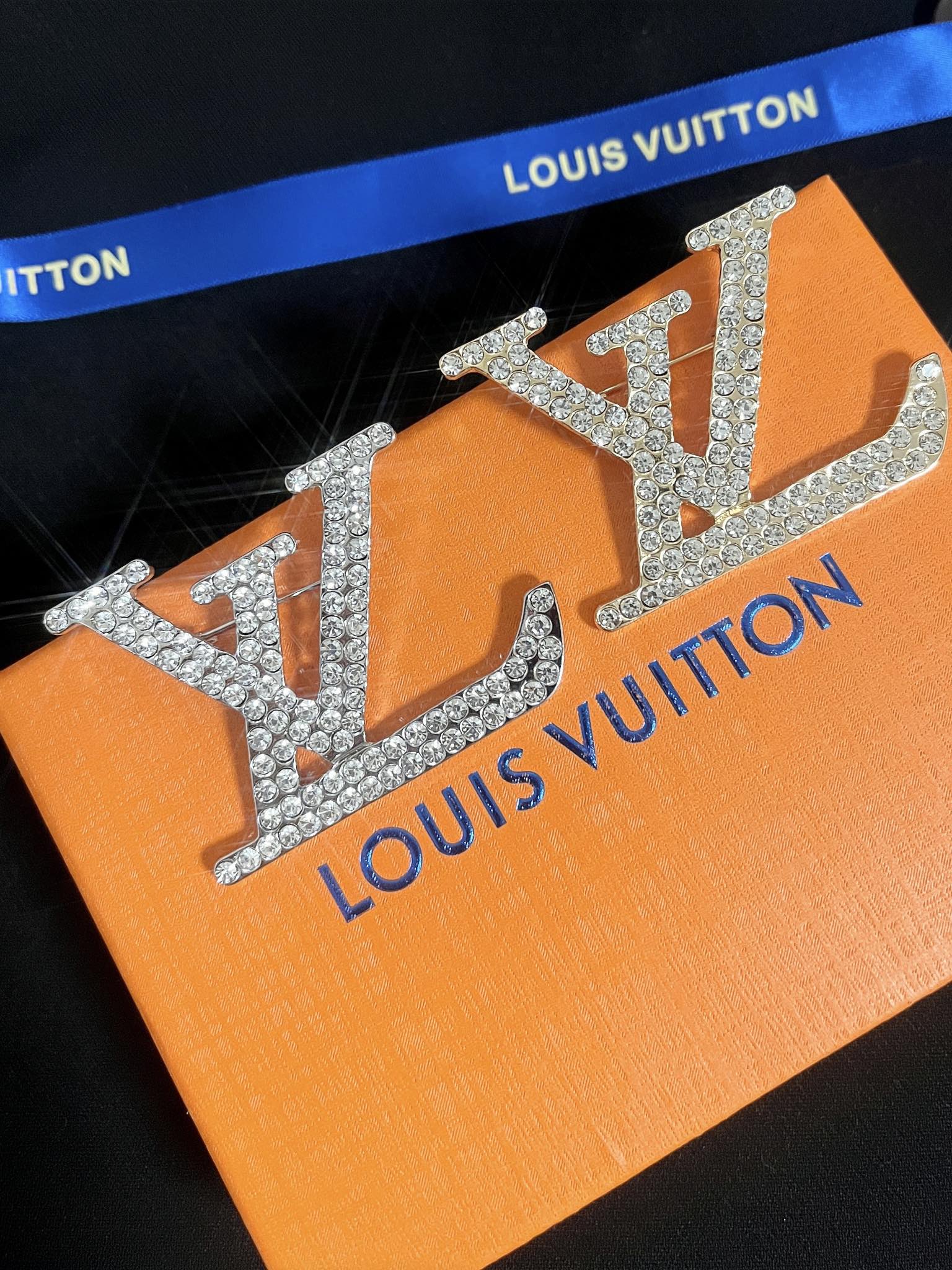 Replica LOUIS VUITTON Brooch