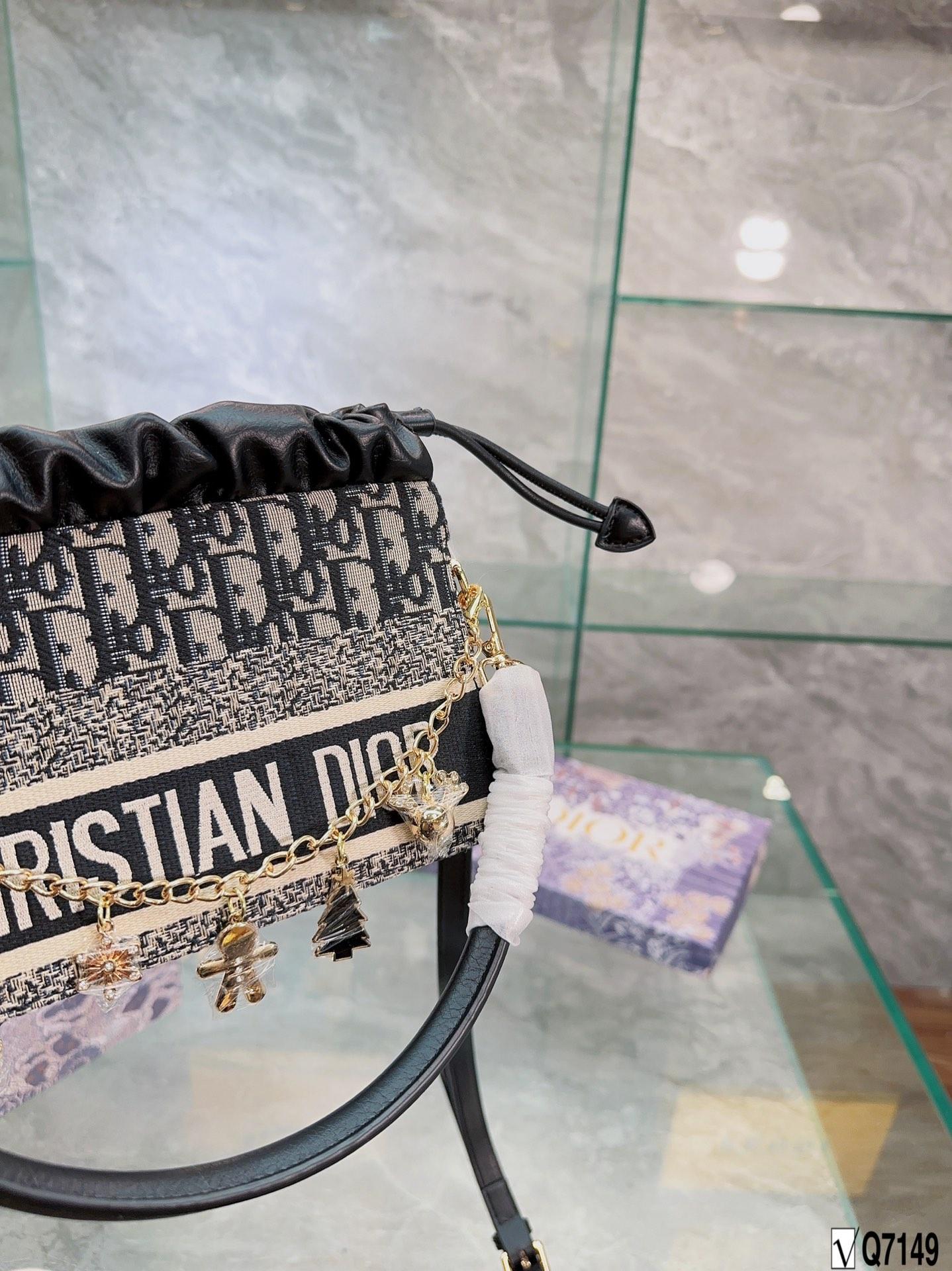 Replica Dior Bag 20*15CM