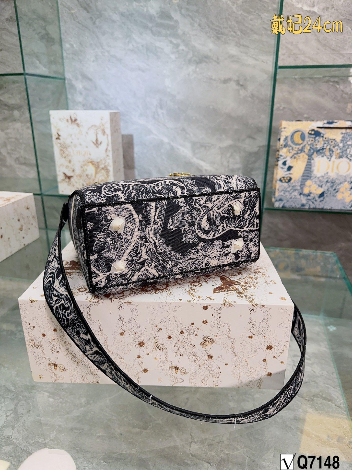Replica Dior Bag 24*21CM