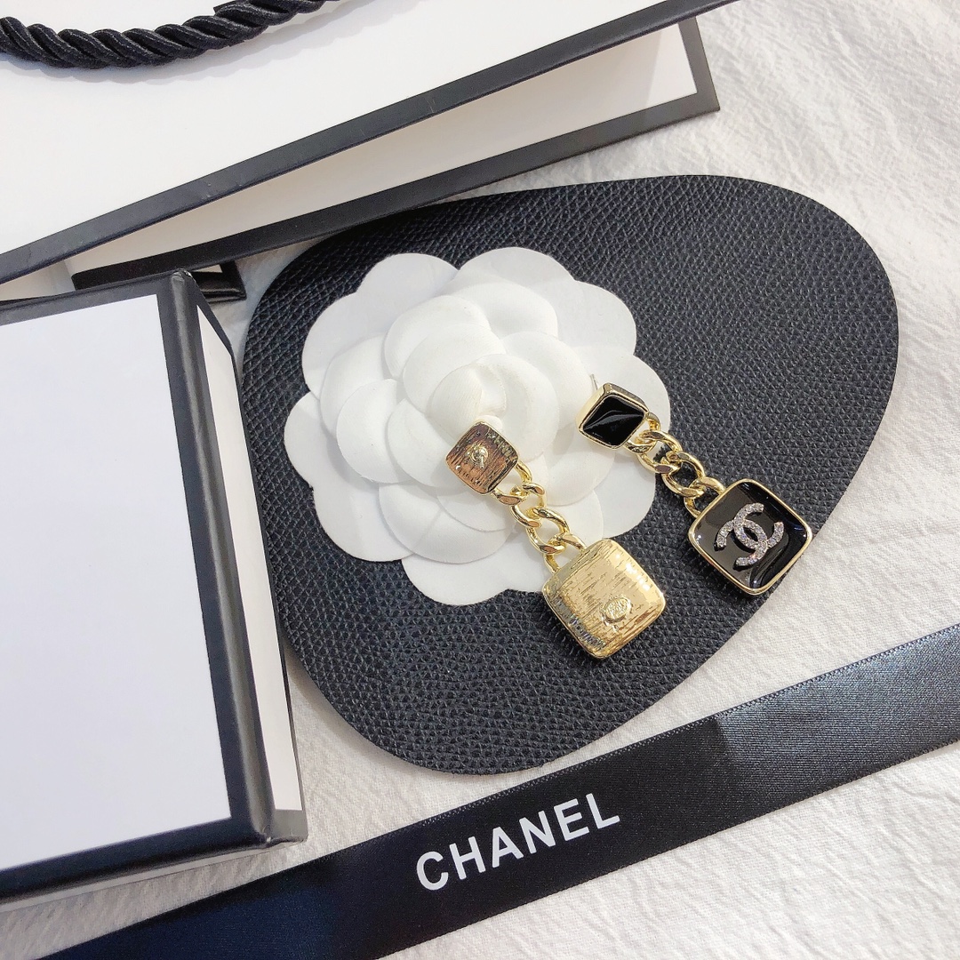 Replica CHANEL Earring