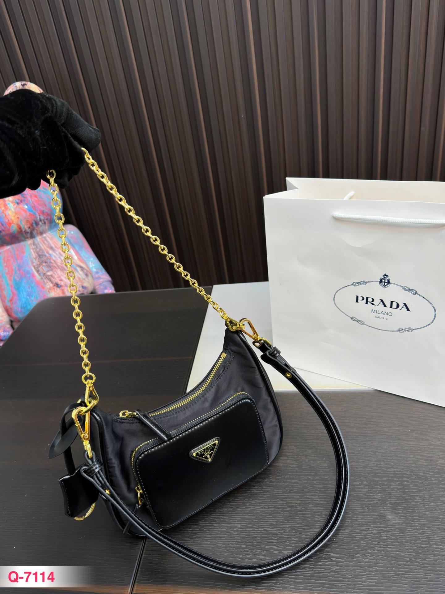 Replica Prada Bag 22*13CM