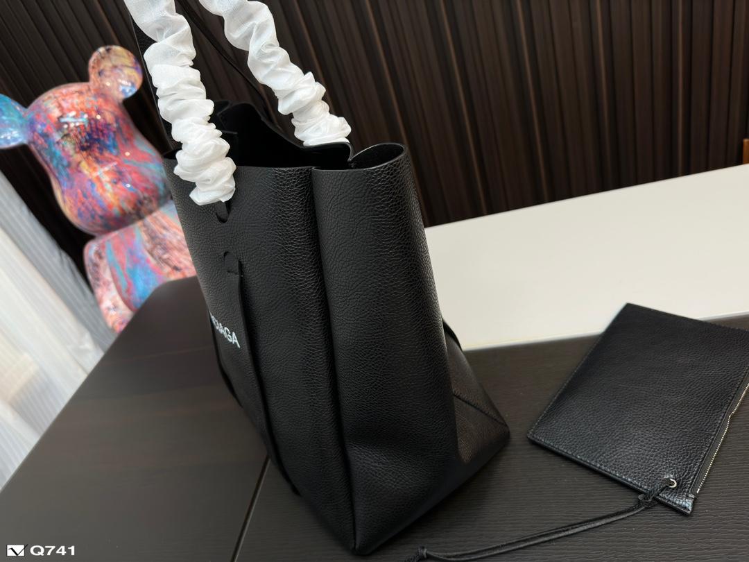 Replica Balenciaga Bag 36*35CM