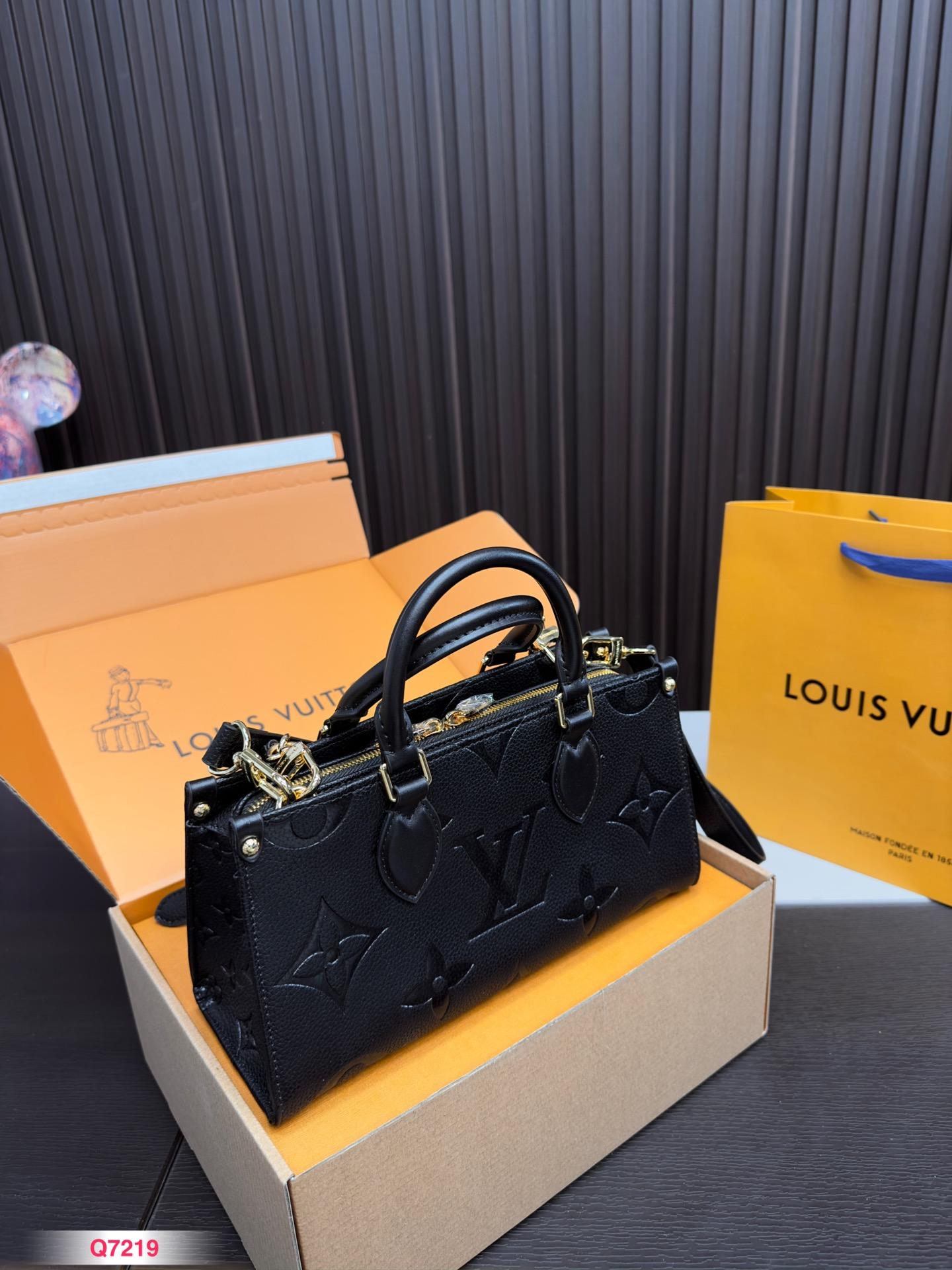 Replica Louis Vuitton Bag 14*26CM