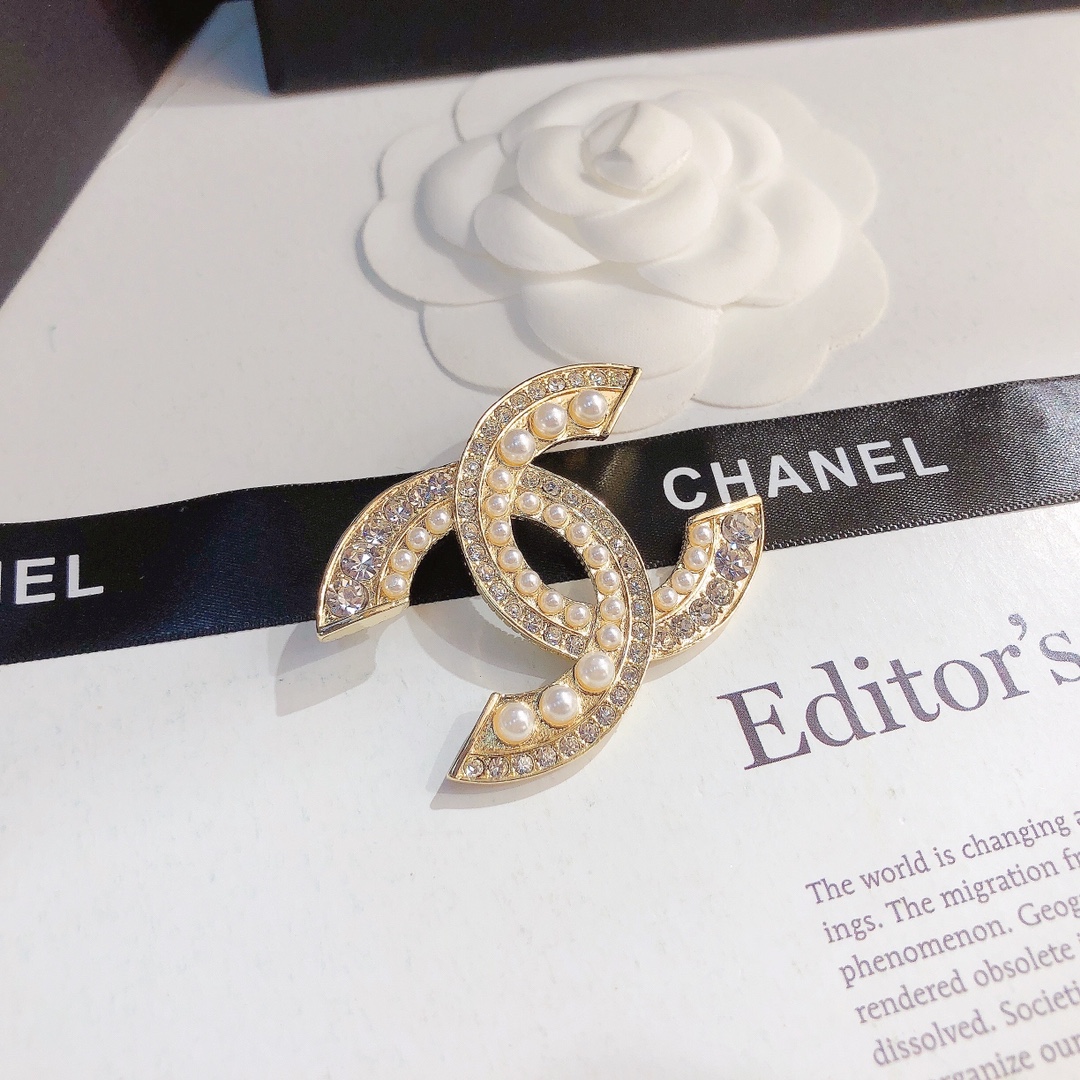 Replica CHANEL Brooch