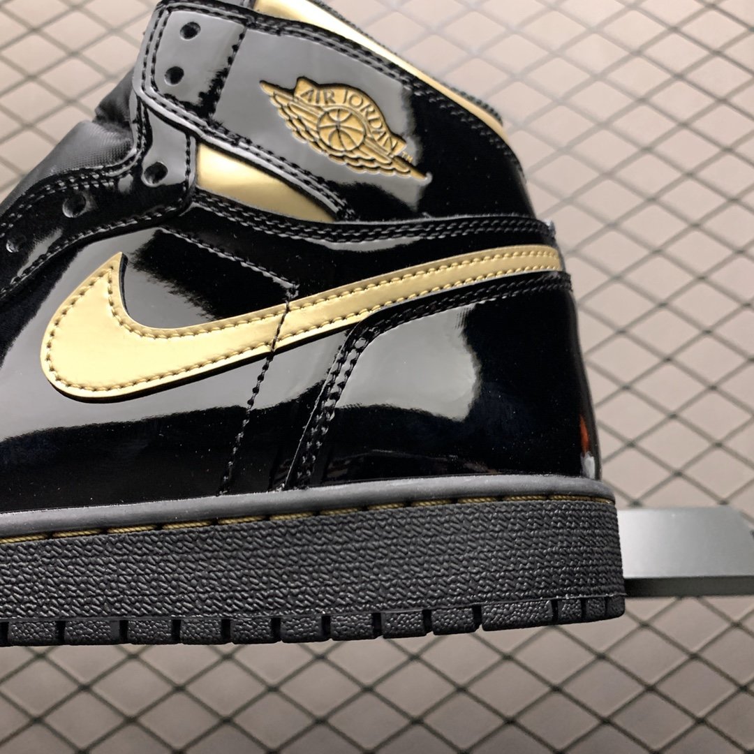 Replica Air Jordan Shoe Air Jordan 1 High OG GS Black Metallic Gold 575441-032 Size 36-3