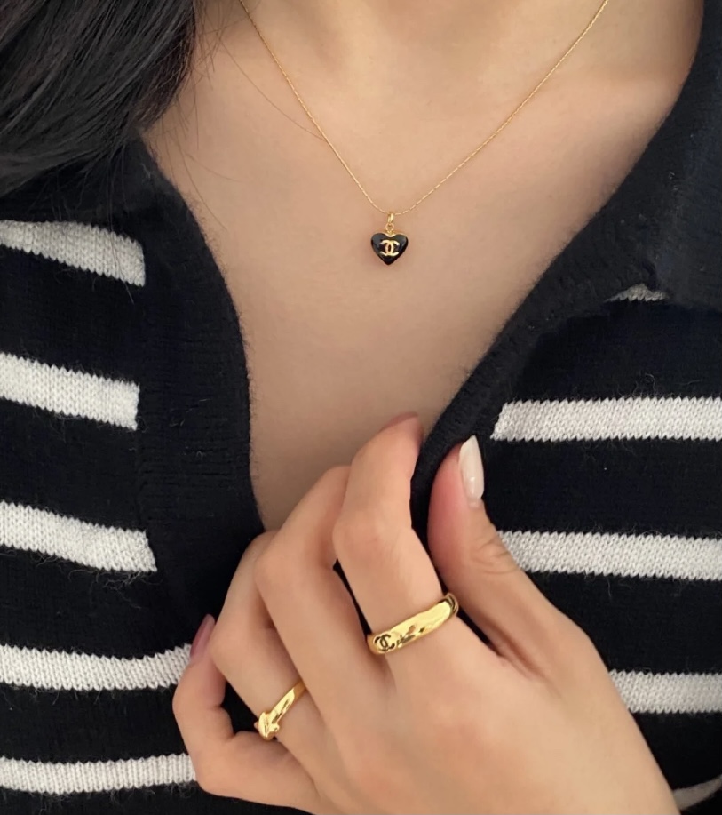 Replica CHANEL Necklace