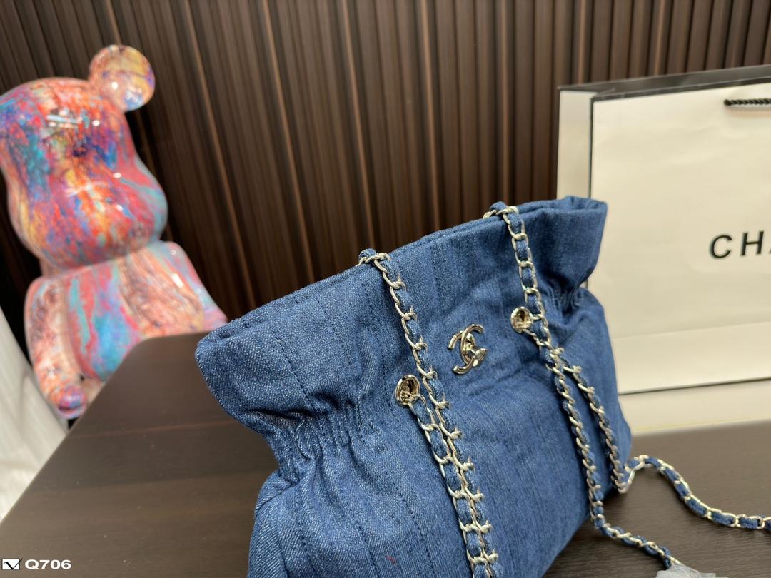 Replica Chanel Bag 35*29CM