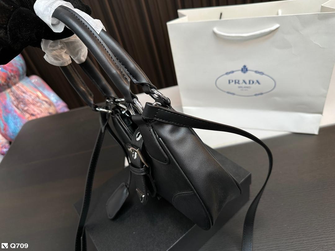 Replica Prada Bag 22*15CM