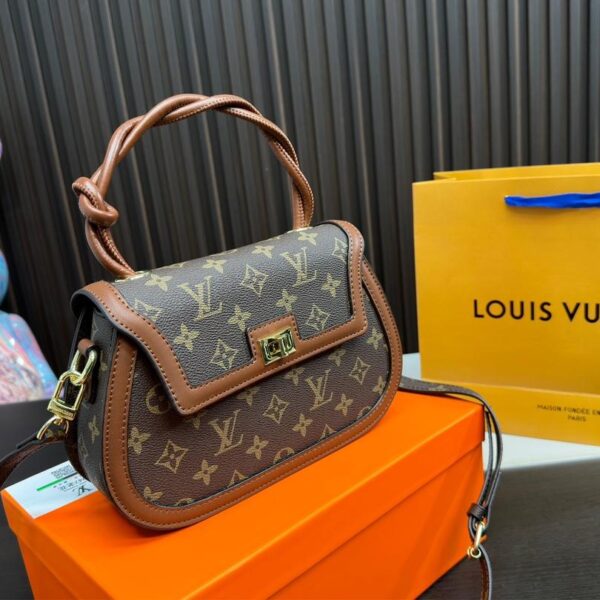 Replica Louis Vuitton Bag 15*24CM