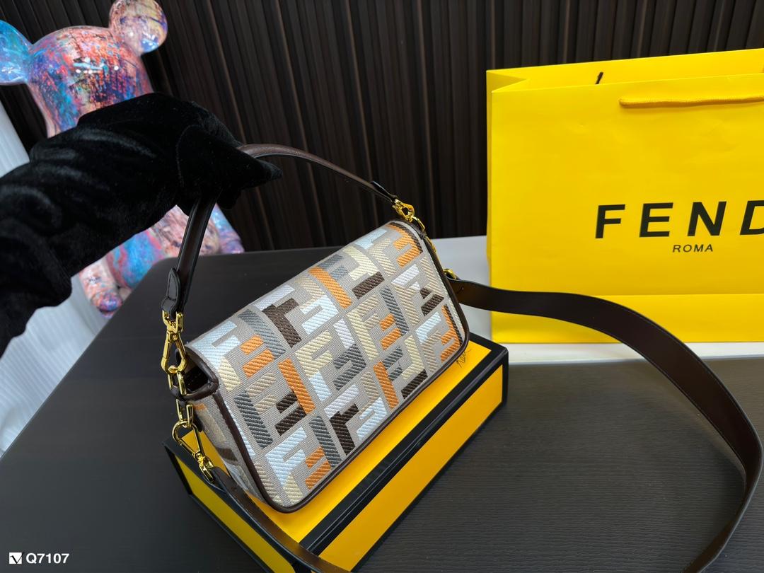 Replica Fendi Bag 25*6*15CM