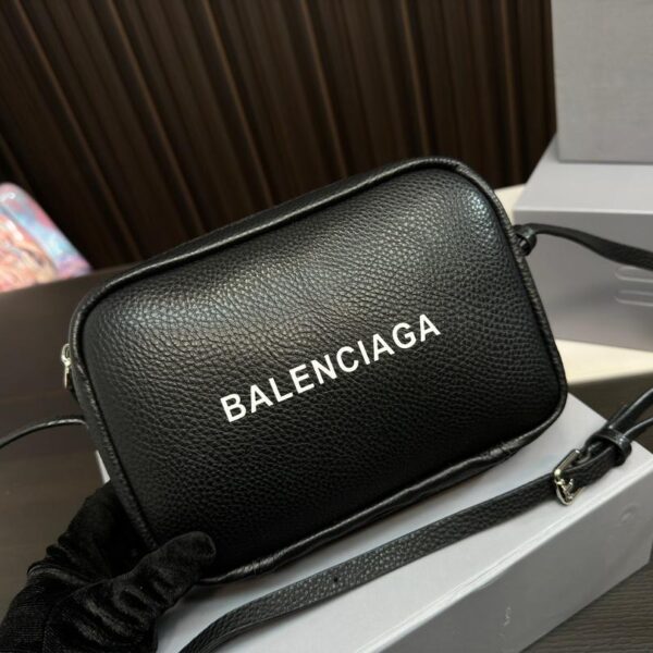 Replica Balenciaga Bag 21*14CM