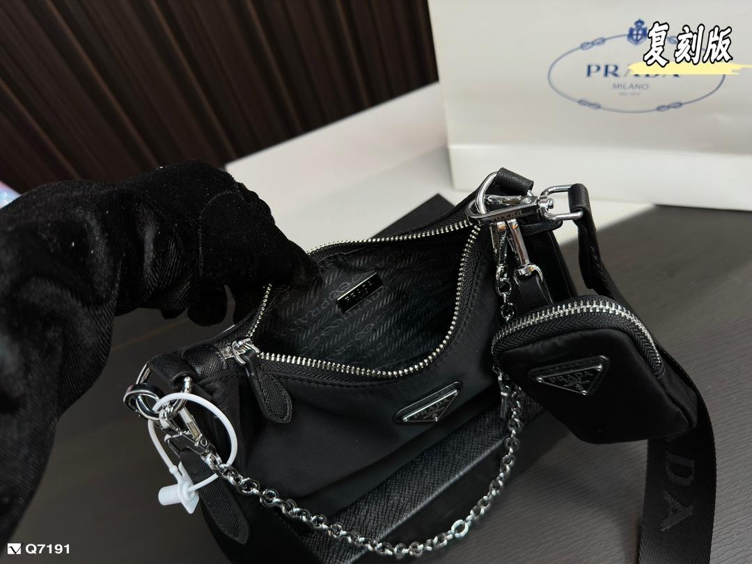 Replica Prada Bag 22*11CM/25*14CM