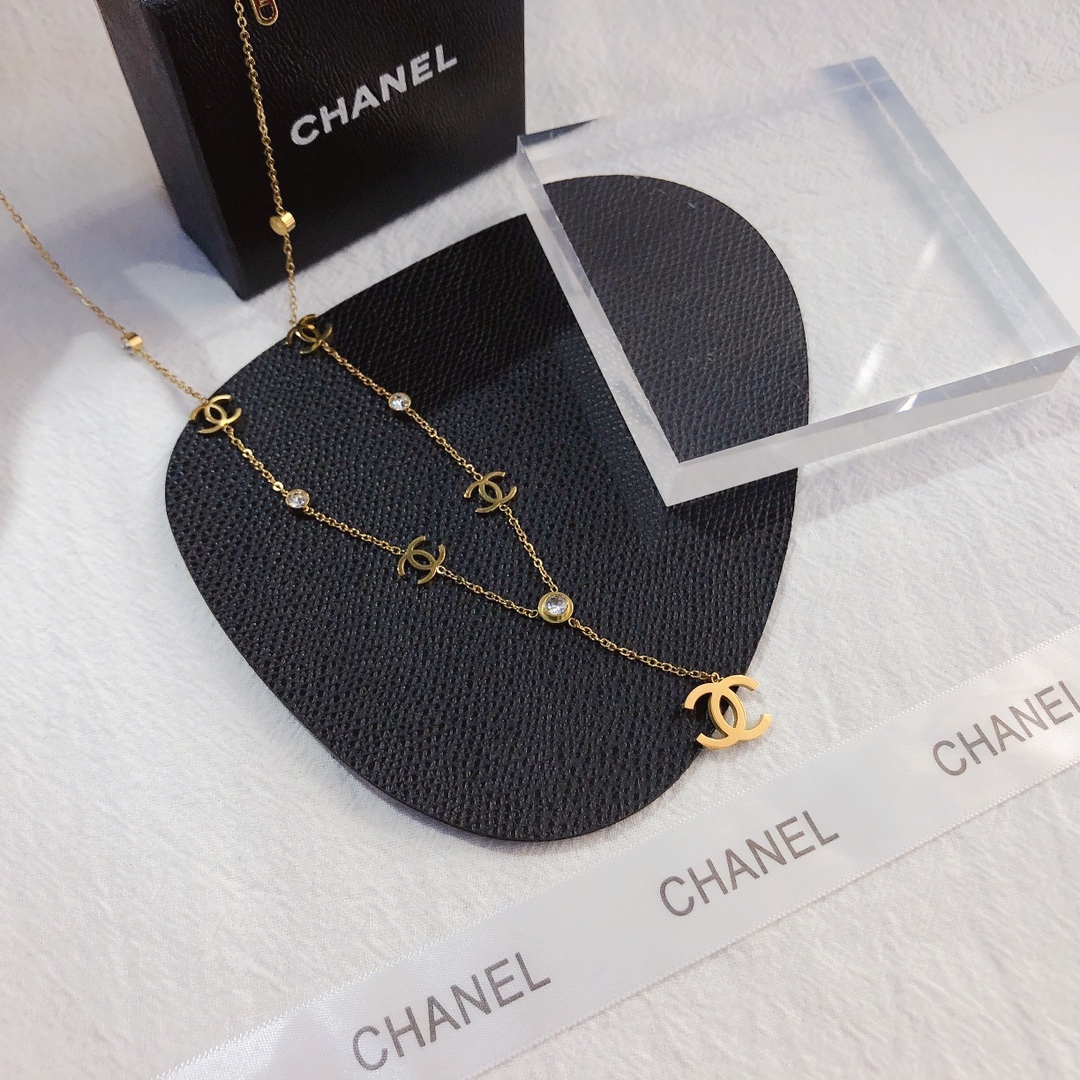 Replica CHANEL Necklace