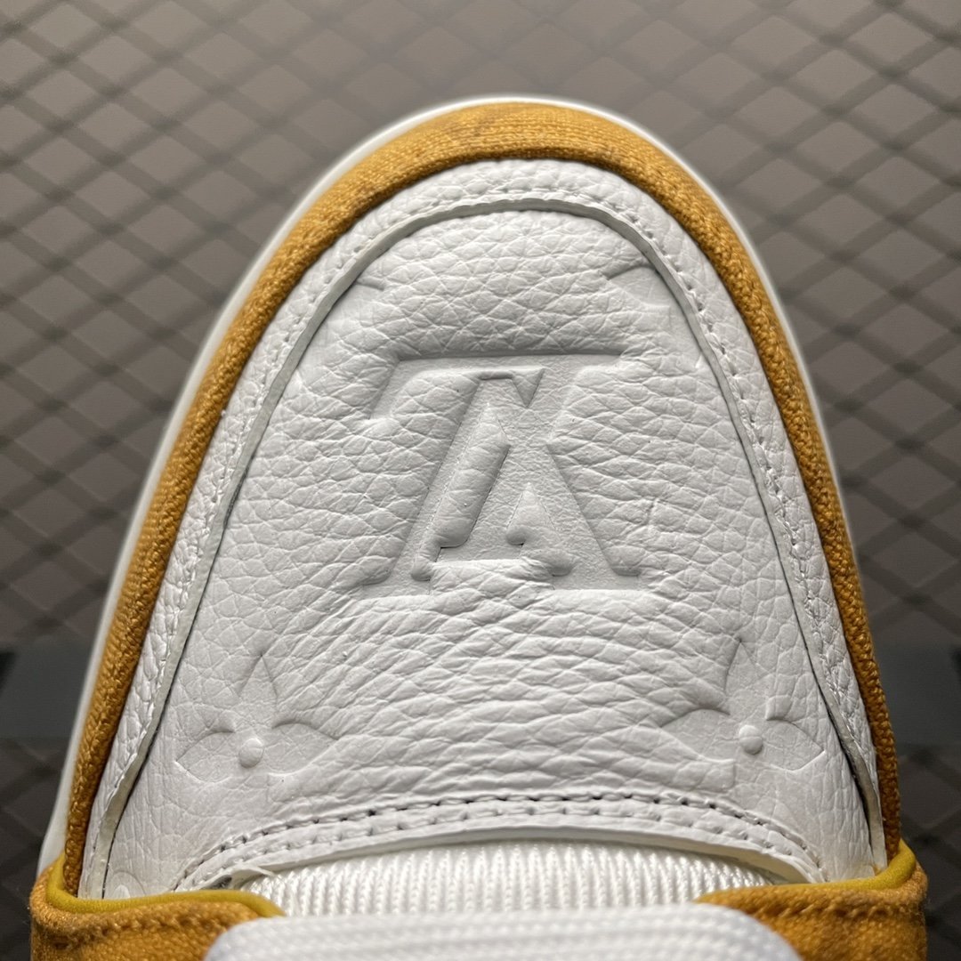 Replica Louis Vuitton Shoe Louis Vuitton Trail Sneaker LV YELLOW SIZE 38-45_01917