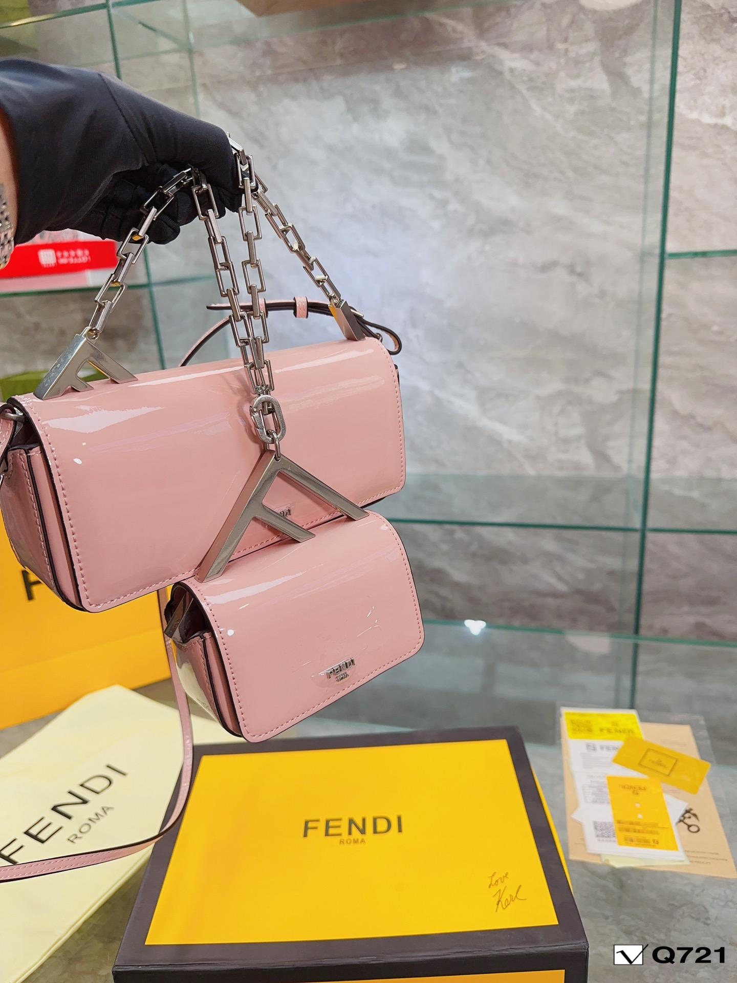 Replica Fendi Bag 15CM/23CM