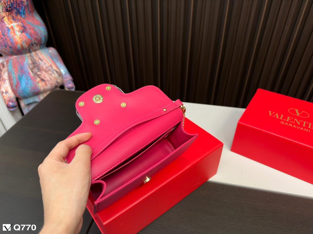 Replica Valentino Bag 20*11CM/27*13CM