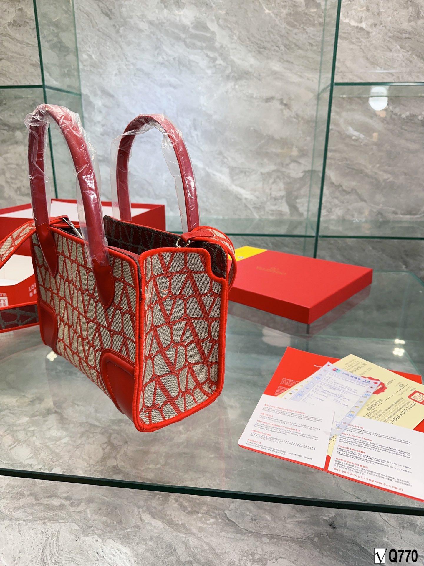 Replica Valentino Bag 28*20CM