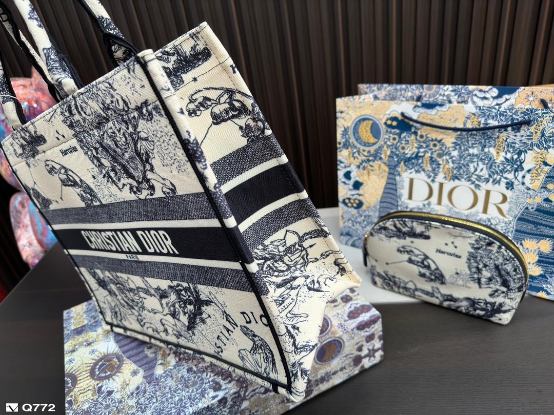 Replica Dior Bag  26*33CM/39*33CM