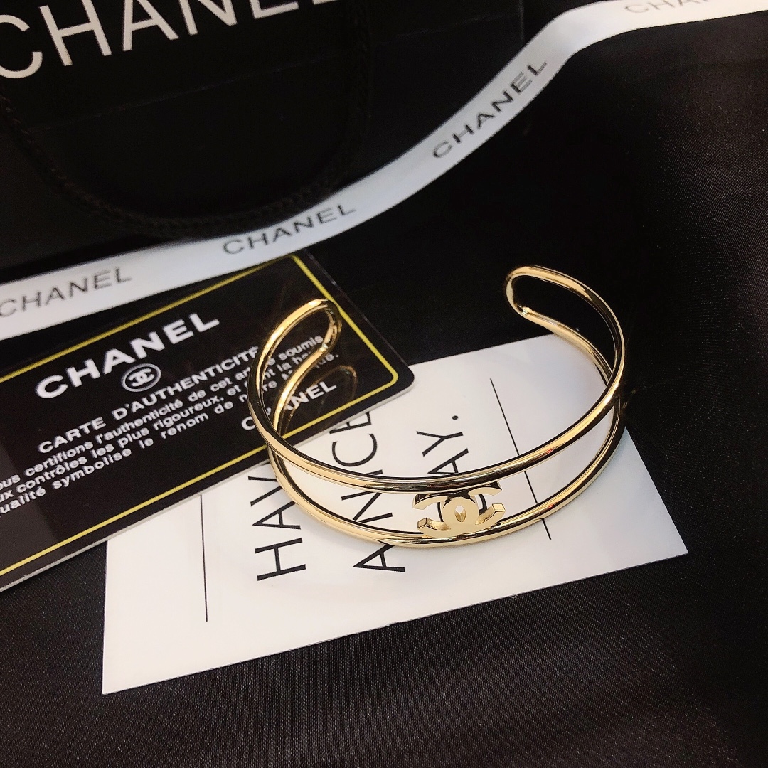 Replica CHANEL Bangle
