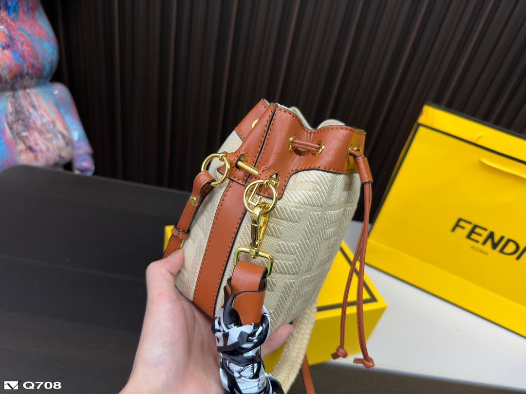 Replica Fendi Bag 12*17CM