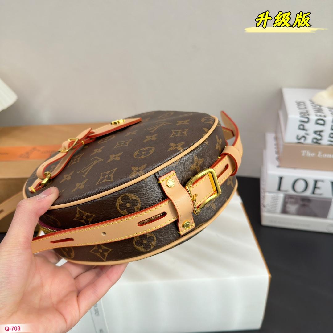 Replica Louis Vuitton Bag 22*20 CM