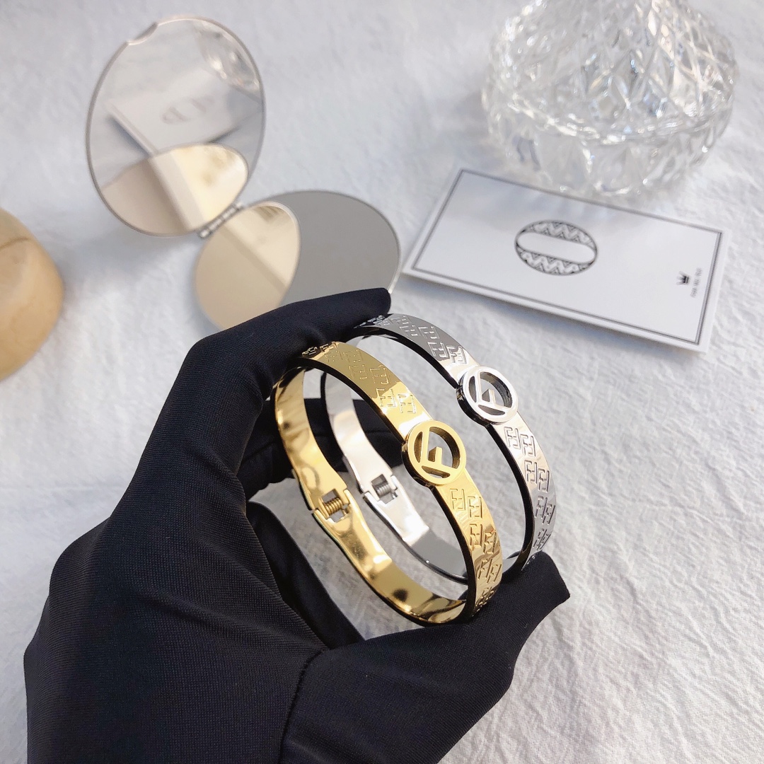 Replica FENDI Bangle