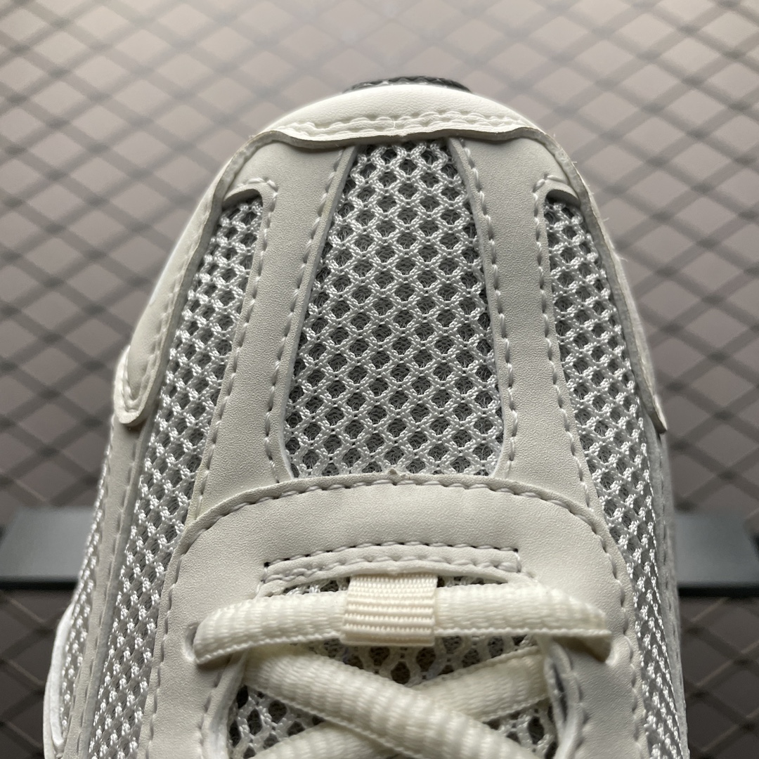 Replica Nike Shoe Nike Zoom Vomero 5  FJ2028-001 size 36-46