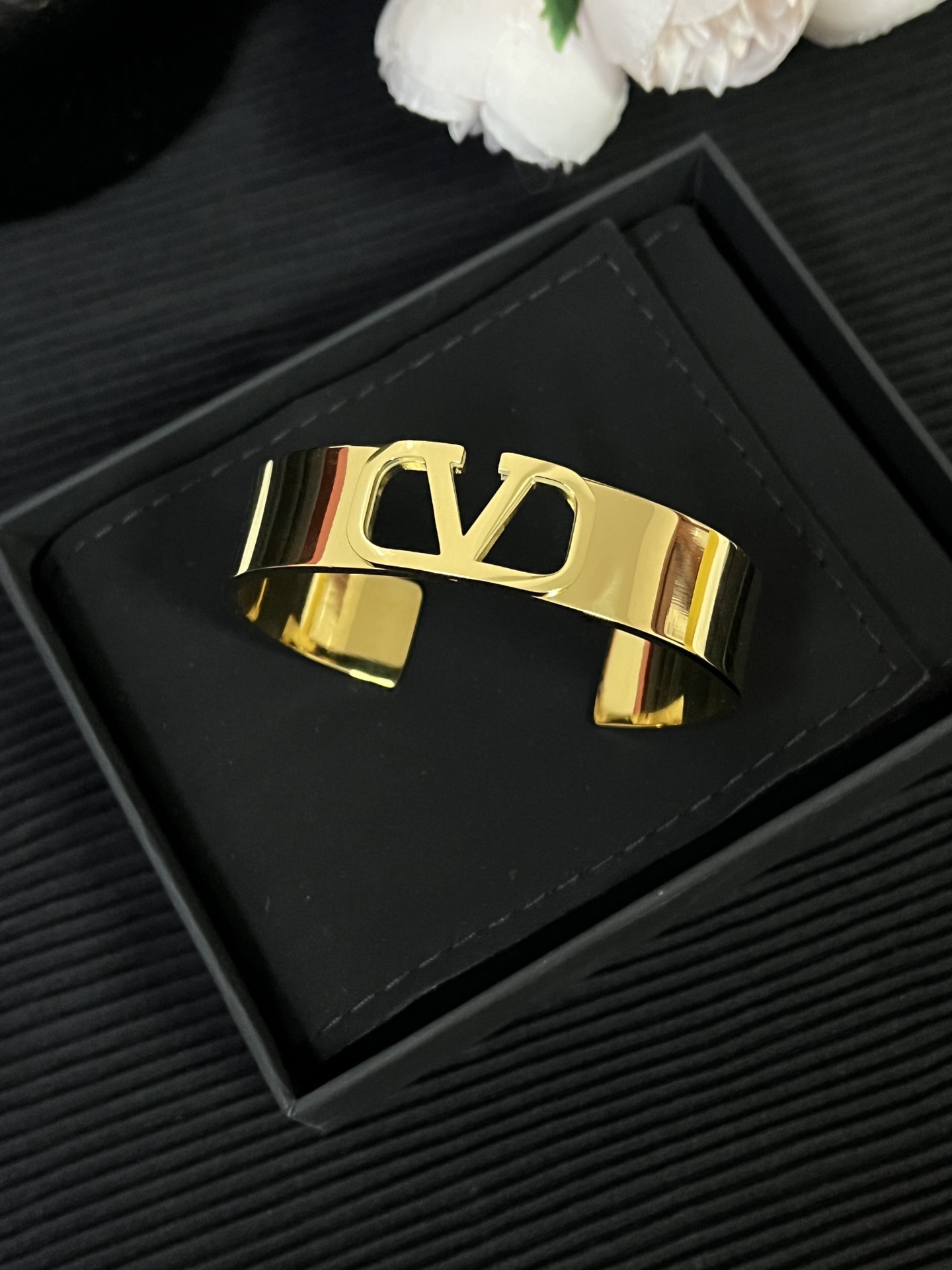Replica VALENTINO Necklace