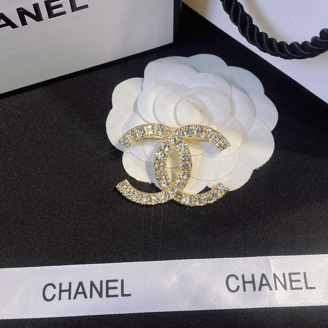 Replica CHANEL Brooch