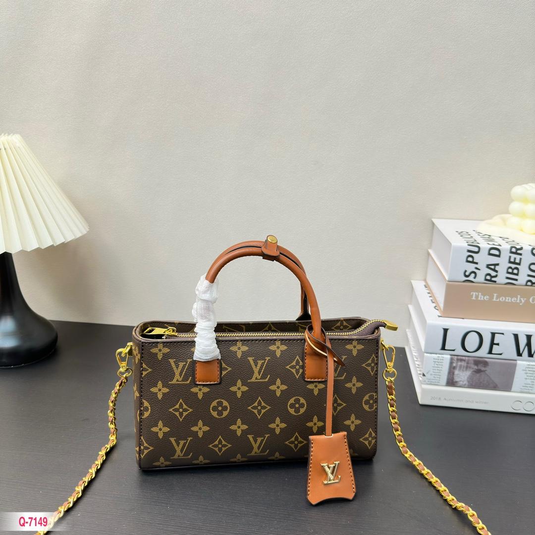Replica Louis Vuitton Bag 25*15 CM