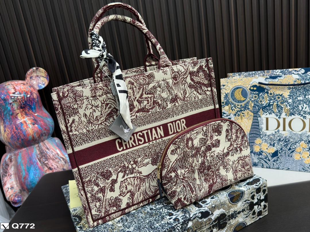 Replica Dior Bag 39*33CM/33*26CM
