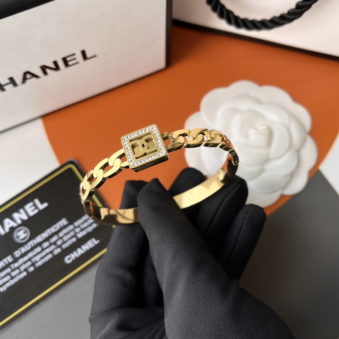 Replica CHANEL Bangle