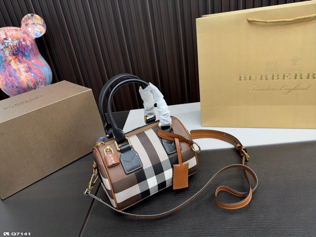 Replica BURBERRY Bag  19*12CM/24*17CM/29*21CM