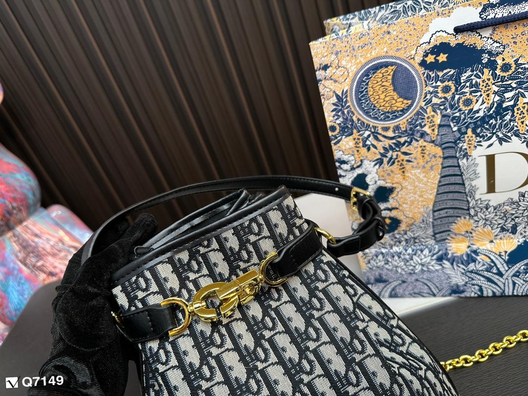 Replica Dior Bag 24*24CM