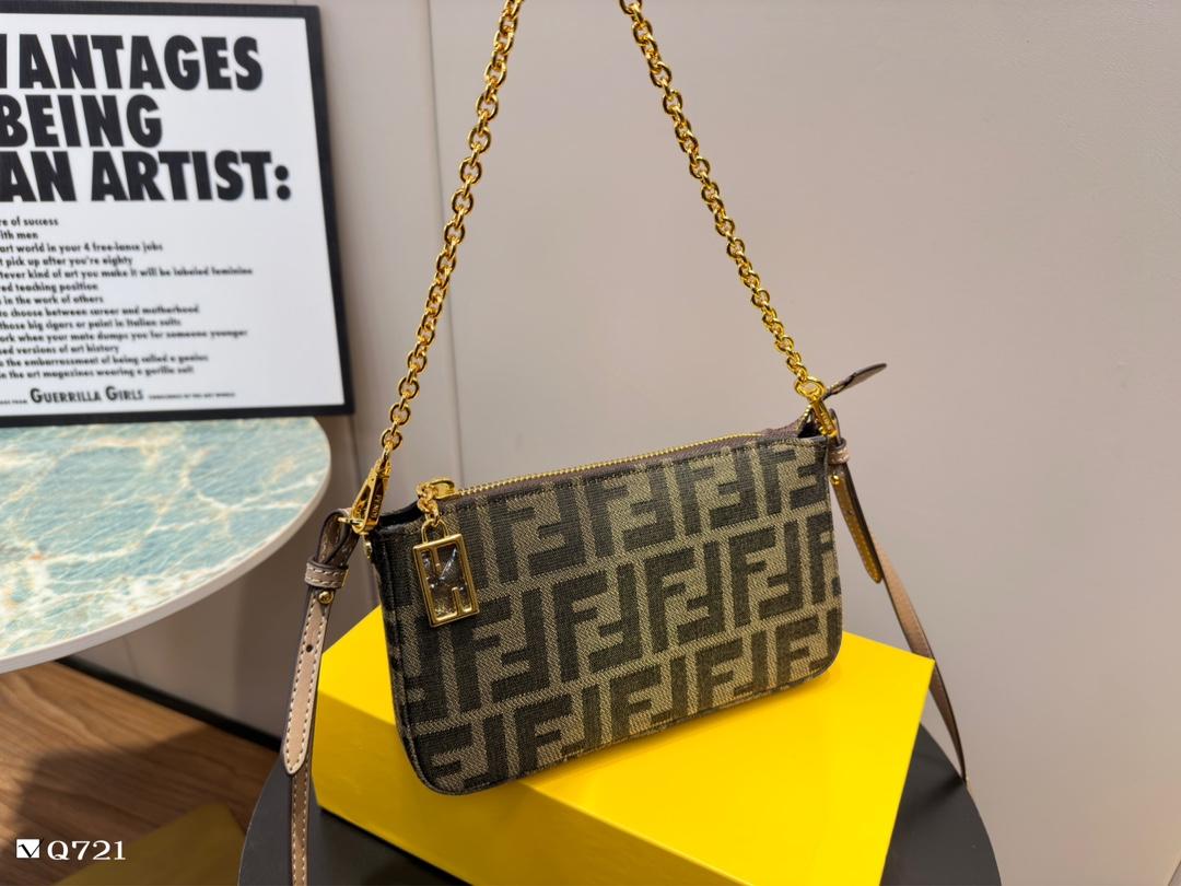 Replica Fendi Bag 21*14CM