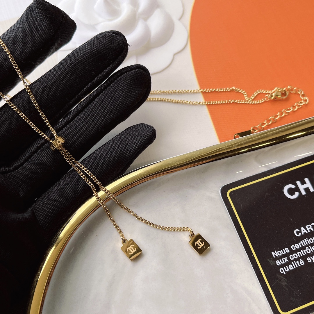 Replica CHANEL Necklace