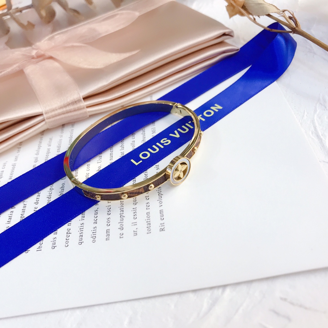 Replica LOUIS VUITTON Bangle