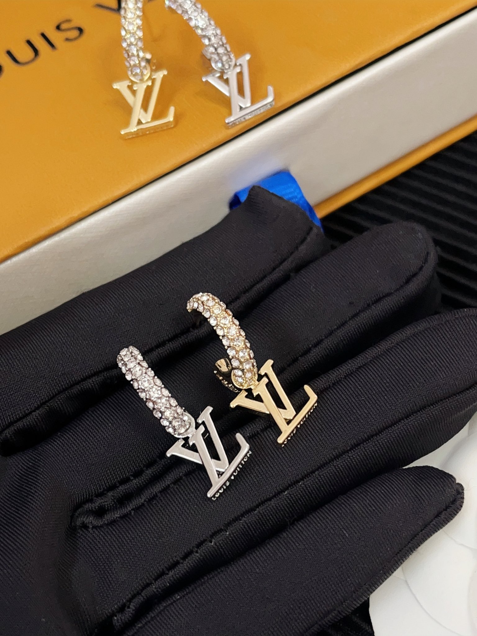 Replica LOUIS VUITTON Earring