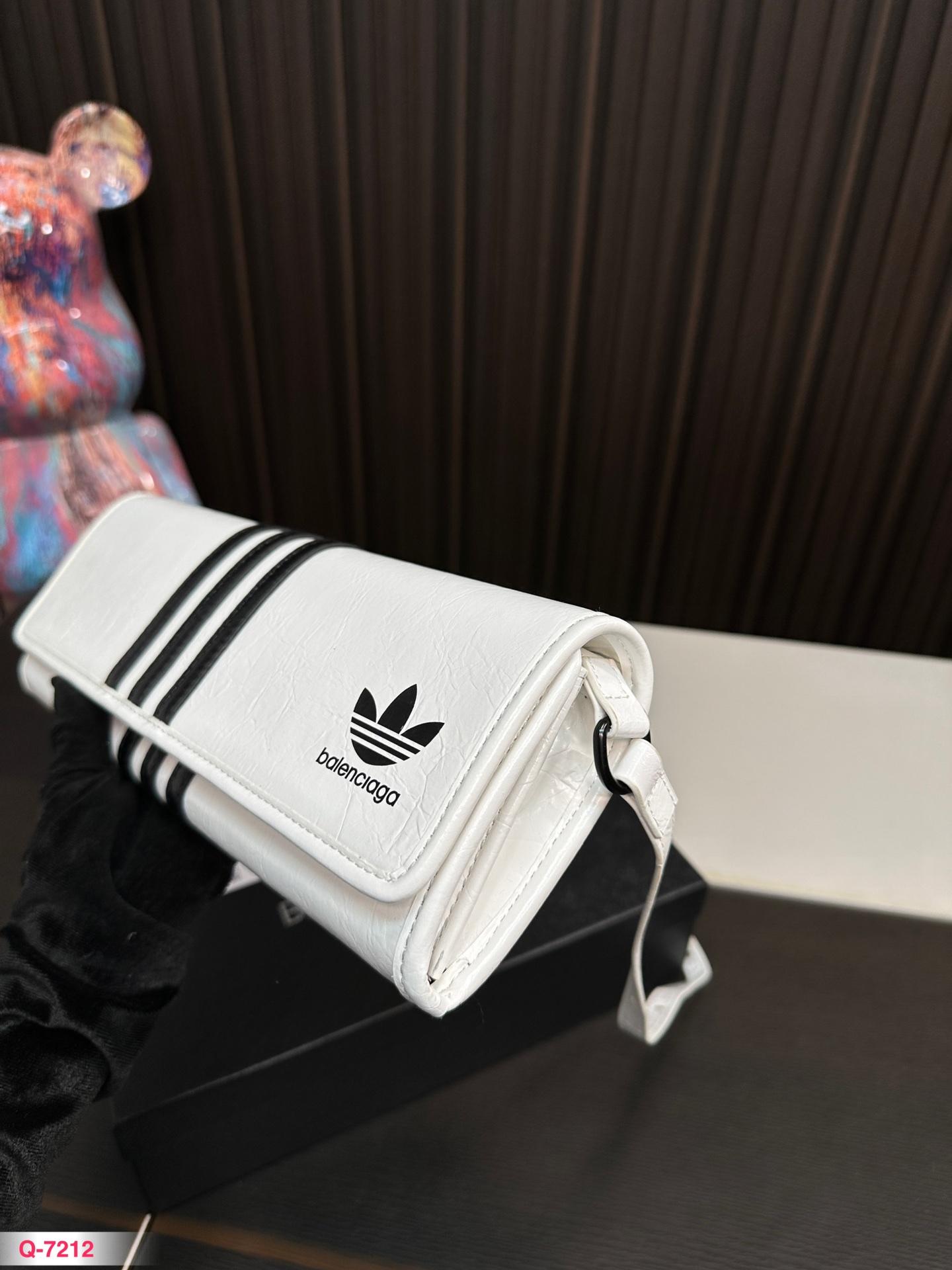 Replica Balenciaga Bag 11*31CM