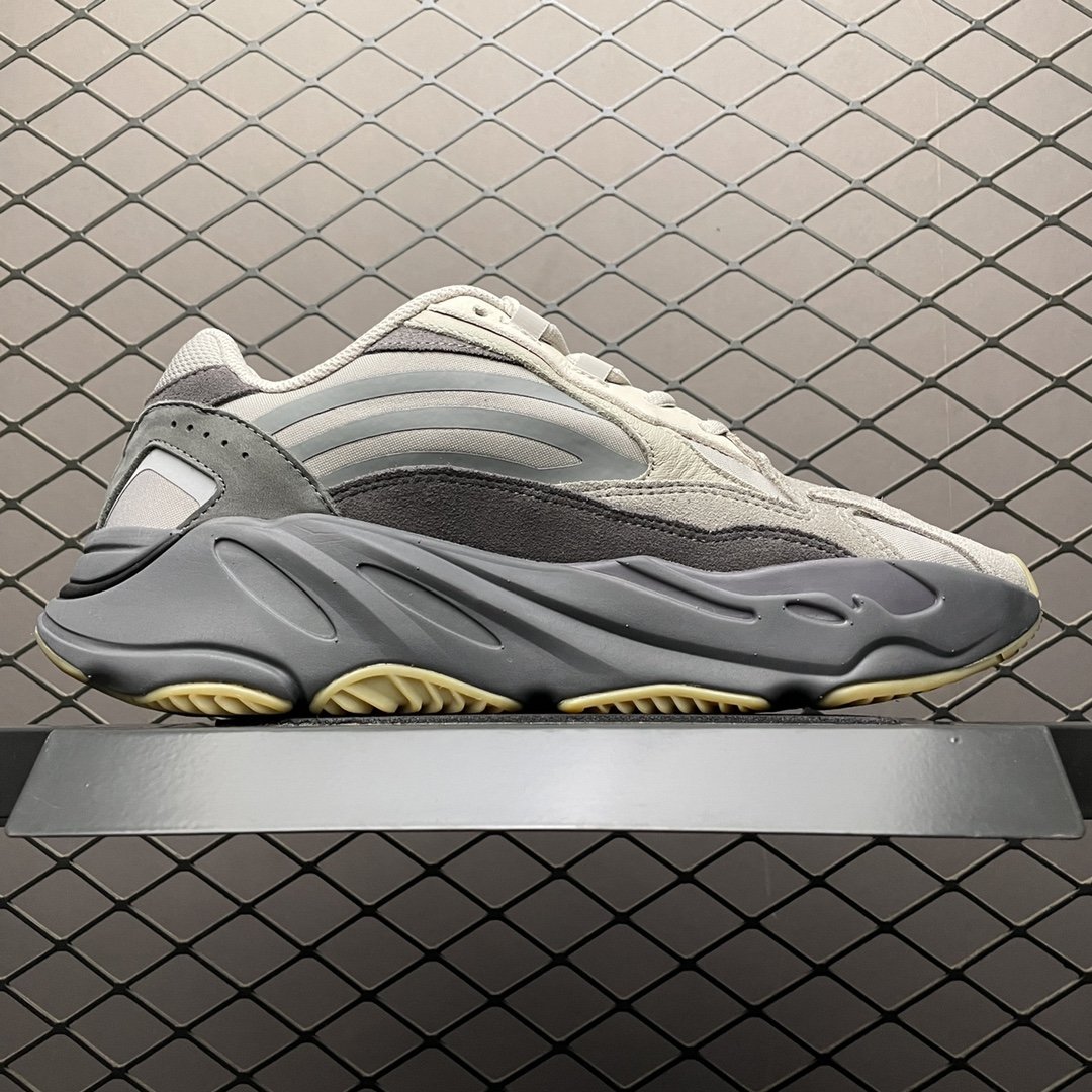 Replica Adidas Yeezy Shoe Adidas Yeezy Boost 700 V2 Tephra 700V2 FU7914 Size 36-48