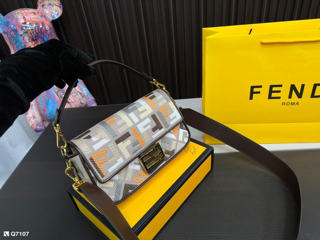 Replica Fendi Bag 25*6*15CM