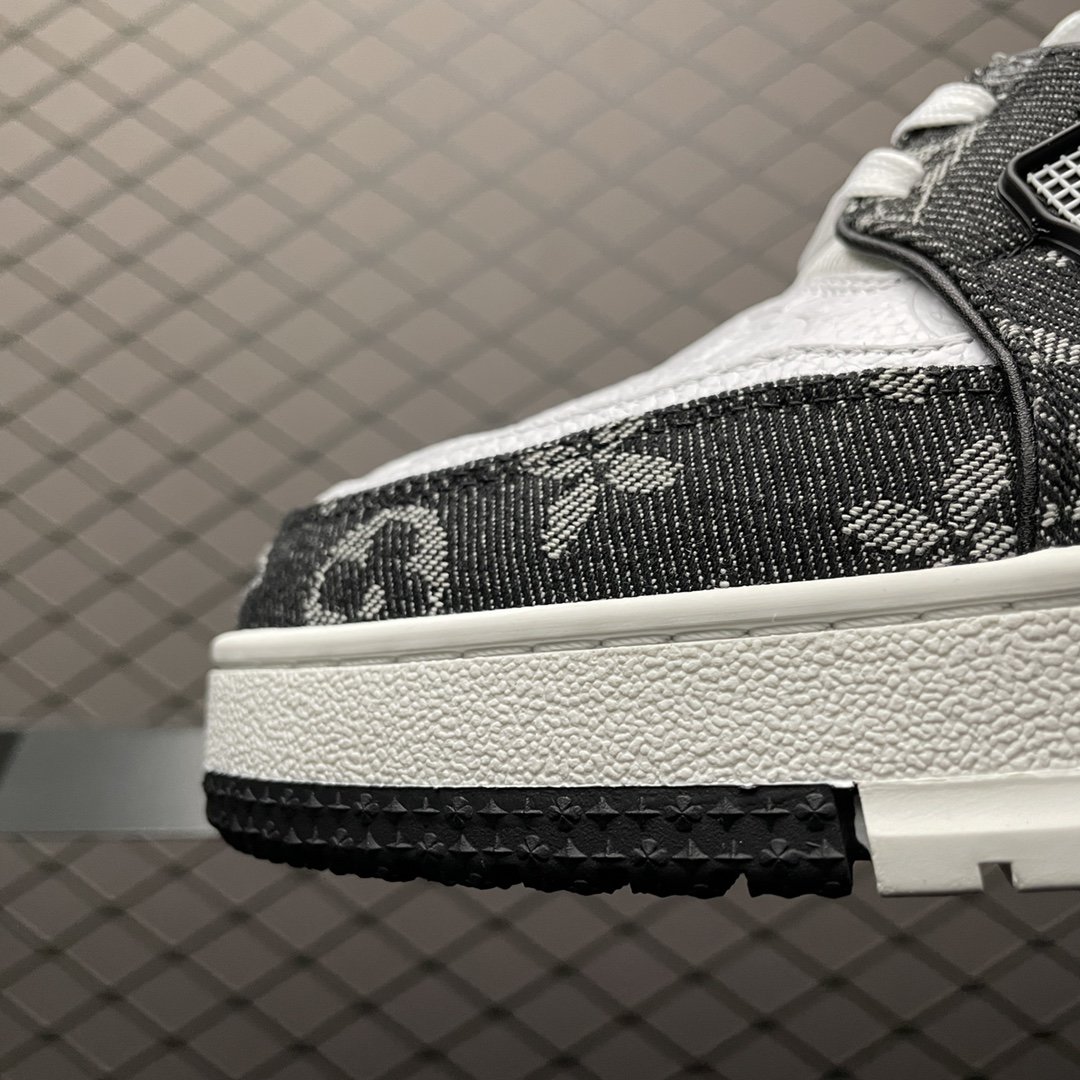 Replica Louis Vuitton Shoe Louis Vuitton Trail Sneaker LV BLACK SIZE 38-45_01886