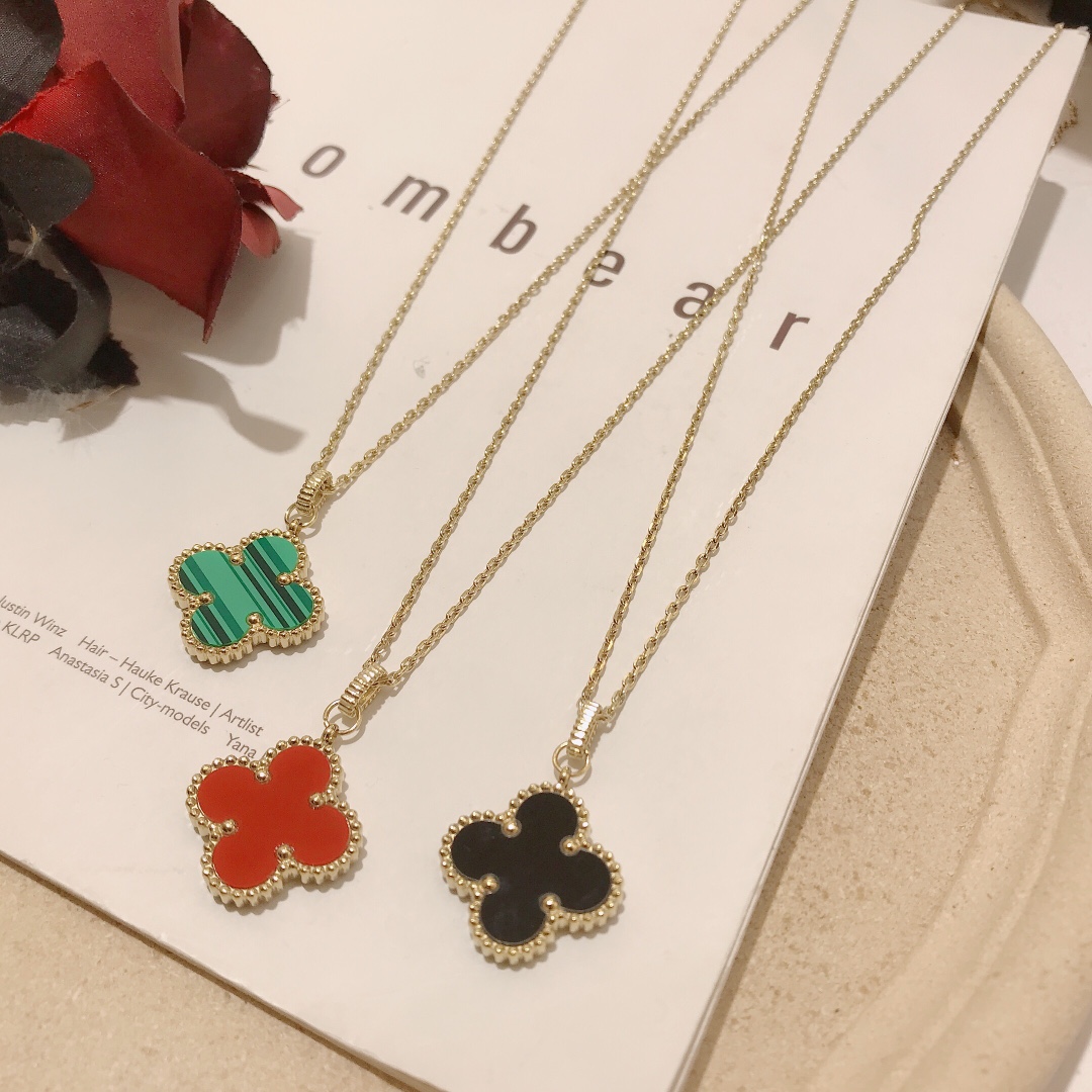 Replica VanCleef Arpels Necklace