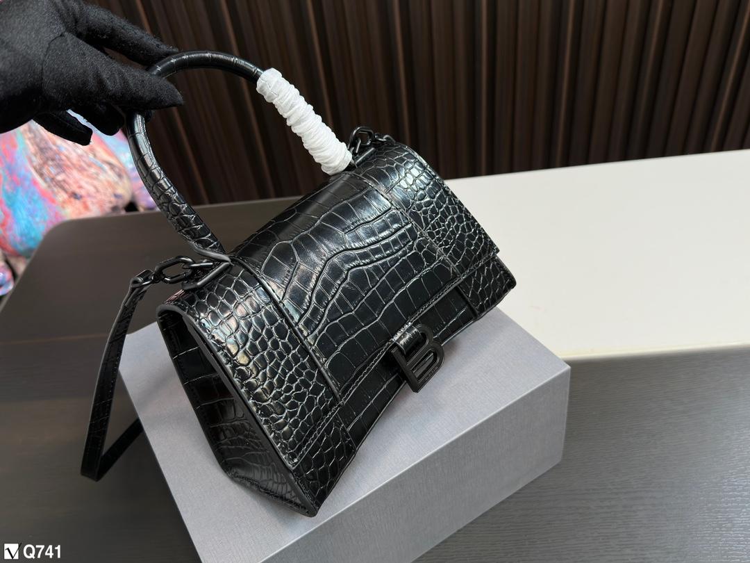 Replica Balenciaga Bag 13*21CM
