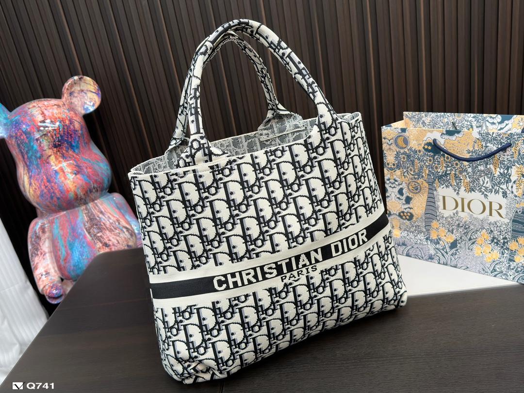 Replica Dior Bag 37*32CM